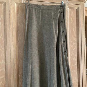 Button Side Long Skirt
